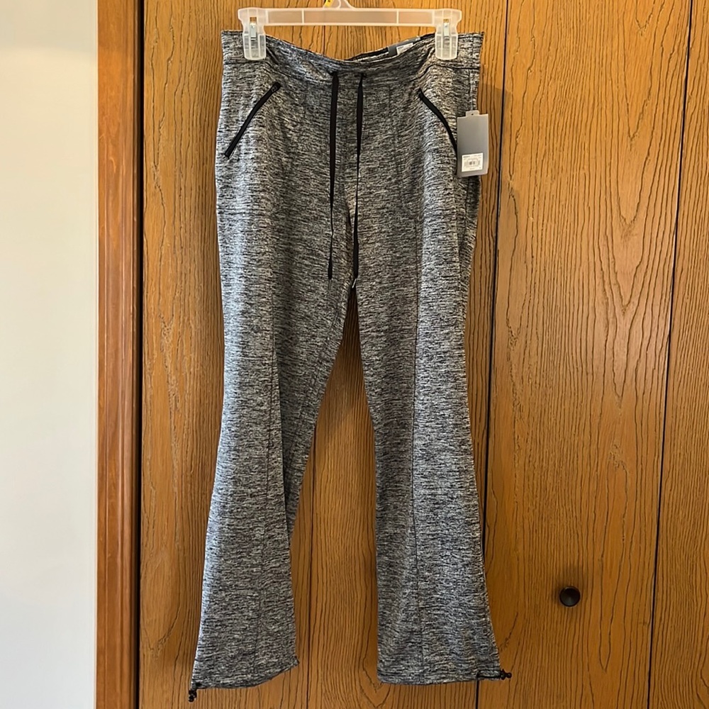 Women’s Tek Gear active wear pants new with tags